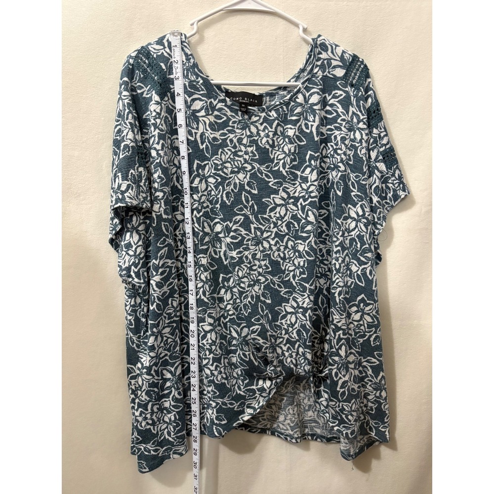 Como Black Woman Blue White Floral Knot Front Crochet Lace Trim Top 3X - Picture 5 of 6